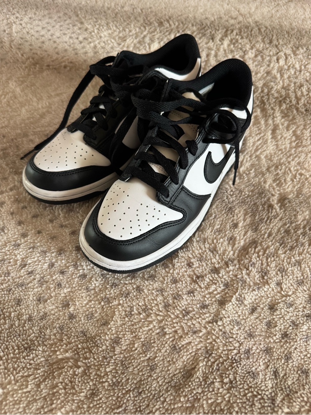 Nike Kids Black and White dunks Low-Top Sneakers